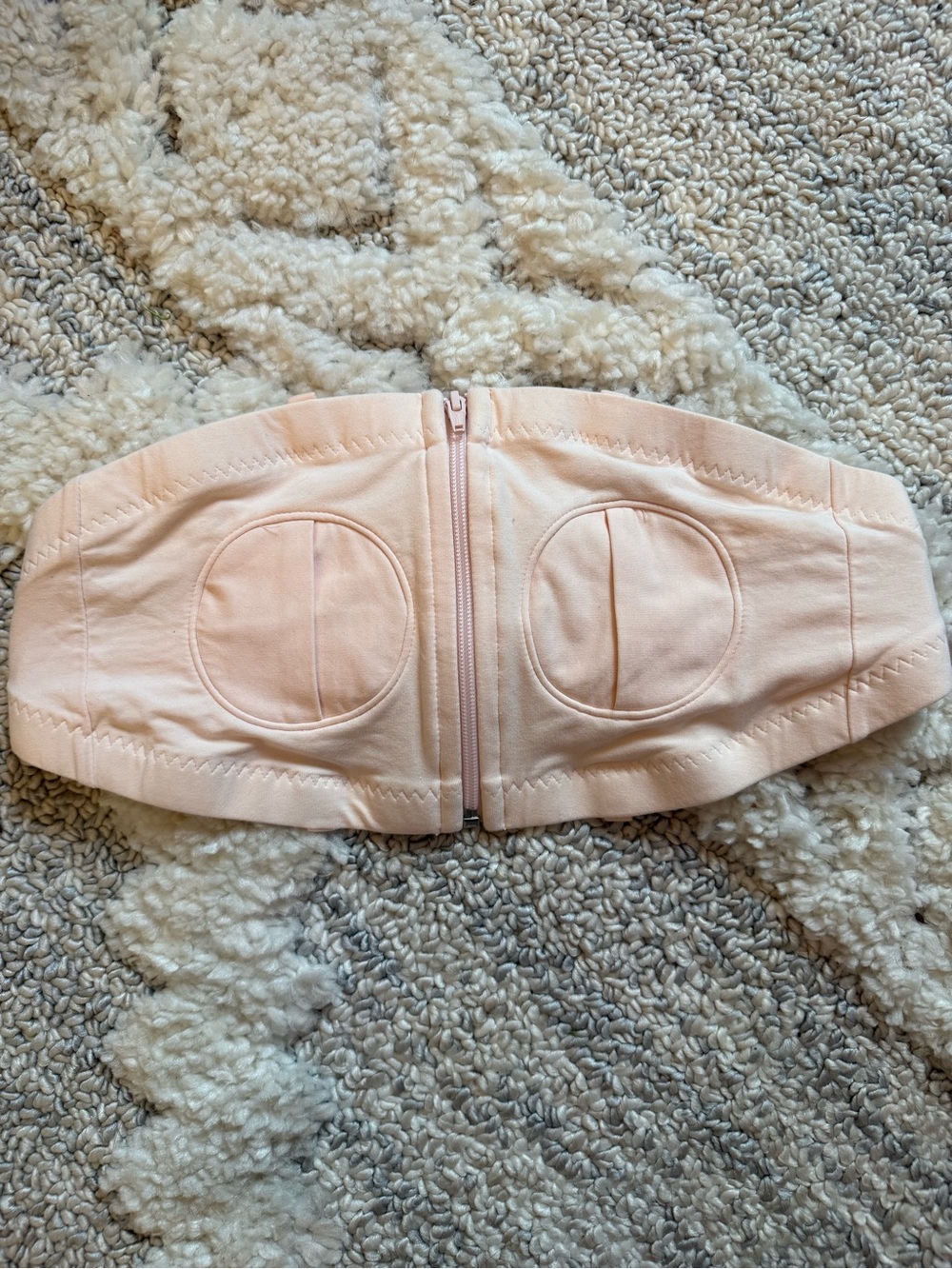 Lansinoh Simple Wishes Hands-Free Pumping Bra size xs
